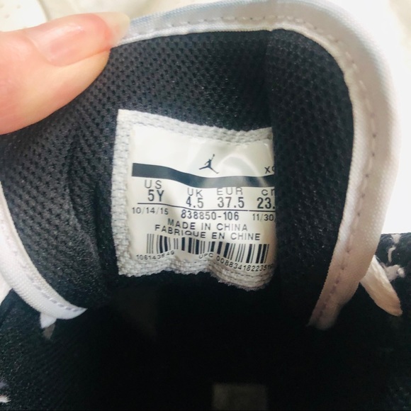 Nike AIR JORDAN 1 RETRO HI PREM BG Kid - Picture 10 of 13